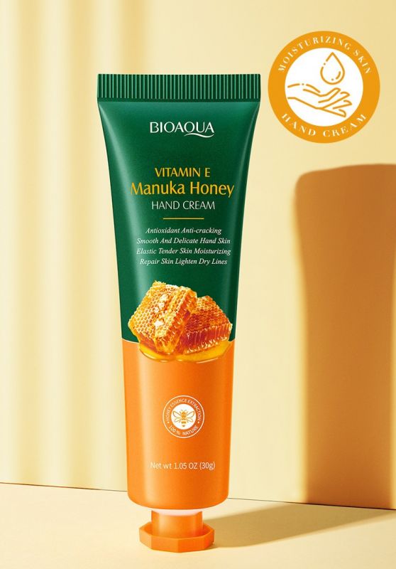 Hand cream with manuka honey extract and vitamin E.(53584)